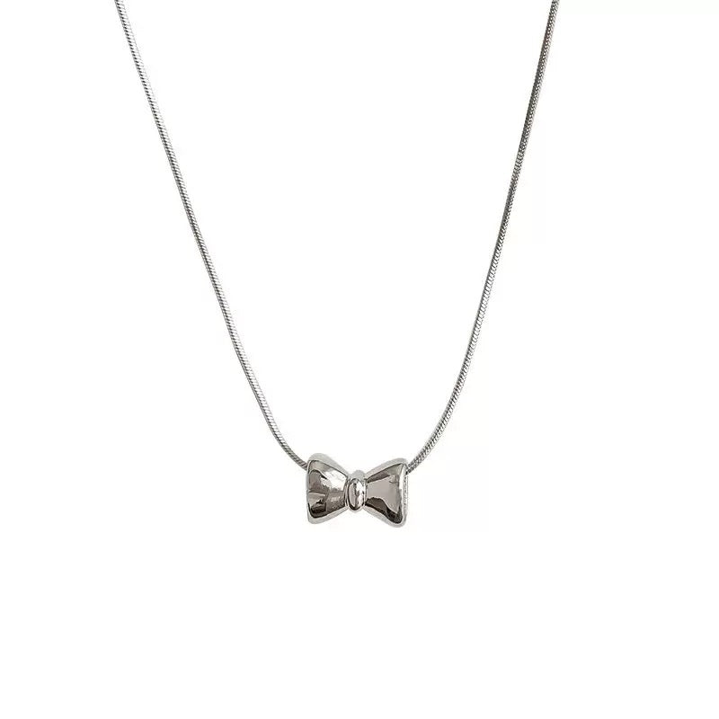 N04 necklace