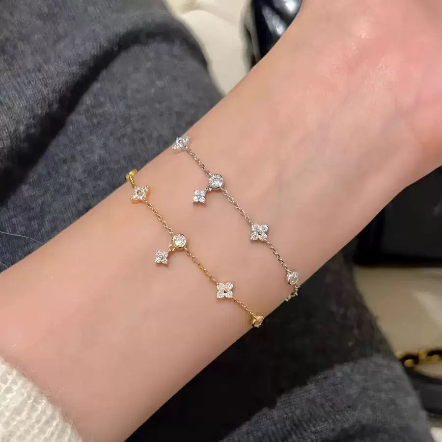 B07 bracelet
